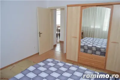 Mobilat si utilat in bloc de caramida, linga Medicina - foto 10