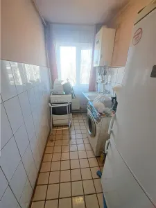 3 CAMERE, ETAJ INTERMEDIAR, CENTRALA TERMICA, SAGULUI! - foto 8