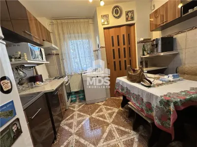 Mobilat si utilat cu 2 bai si 2 balcoane - foto 6