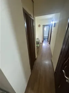 Decomandat cu 2 bai si 2 balcoane etaj intermediar - foto 6