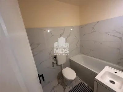 Garsoniera proaspat renovata la parter in zona Soarelui - foto 4