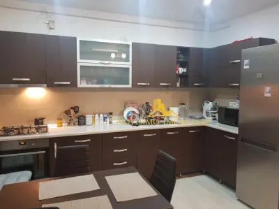 APARTAMENT DE INCHIRIAT CU 2 CAMERE IN CARTIER ALBERT CU  LOC DE  PARCARE - foto 4