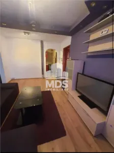 Decomandat, mobilat si utilat, etaj intermediar in bloc izolat - foto 3