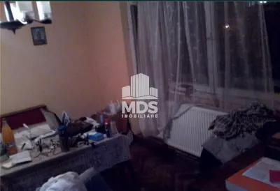 Apartament cu 3 camere decomandat cu garaj sub bloc - foto 4