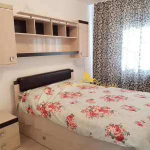 APARTAMENT CU 2 CAMERE DE INCHIRIAT  IN BLOC NOU  IN ZONA MALU ROSU , PARCARE - foto 5