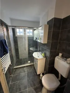 3 camere  aproape de piata 700 cu centrala etaj intermediar - foto 5