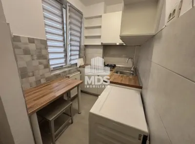 Mobilat si utilat in Piata Balcescu - foto 3