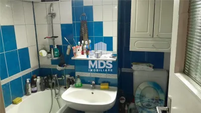 Apartament 3 camere, decomandat, etaj intermediar, zona Circumvalatiunii Kaufland - foto 2