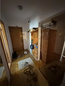 3 camere decomandat cu 2 bai centrala bloc mansardat cu loc de parcare - foto 6