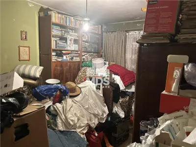 Decomandat, model mare in bloc anvelopat termic - foto 1