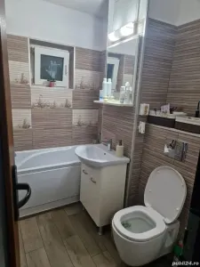 Decomandat cu 2 bai si 2 balcoane - foto 3