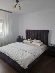 Decomandat cu 2 bai si 2 balcoane - foto 5