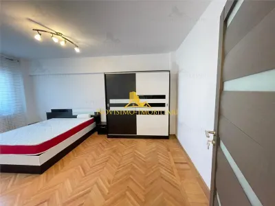 APARTAMENT CU DOUA CAMERE DE INCHIRIAT IN ZONA REPUBLICII - foto 7