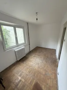 2 camere la etaj 2 linga piata Doina - Timisoara