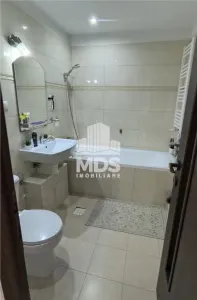 Decomandat, mobilat si utilat - foto 1