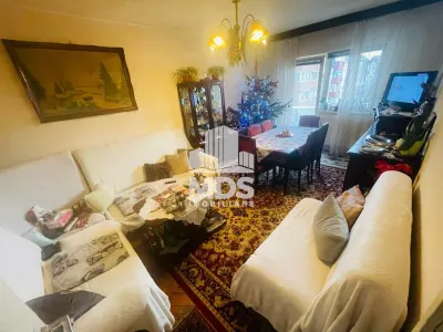 Apartament 3 camere, decomandat, etaj intermediar - Timisoara