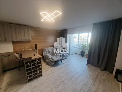 Etaj 1 cu 2 dormitoare și 2 balcoane, mobilat și utilat - foto 4