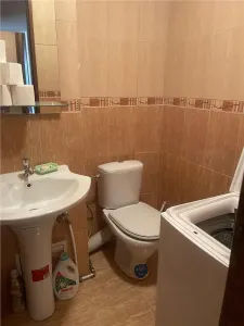 Decomandat cu 2 băi și 2 balcoane la etajul 2, lingă Parcul Clăbucet - Timisoara