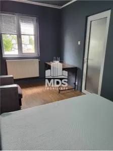 Mobilat si utilat cu centrala propie la etaj 2 aproape de Medicina - foto 2