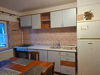 Decomandat cu 2 bai si 2 balcoane - foto 3