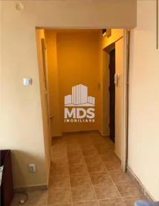Mobilat si utilat la et 2 in bloc de caramida - foto 4