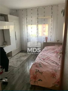 Decomandat, mobilat si utilat cu 2 bai si 2 balcoane la etajul 3 - foto 5