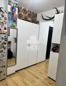 Decomandat spatios mobilat și utilat - foto 3