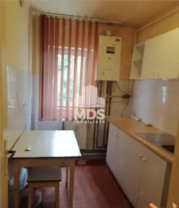 Decomandat, model mare cu centrala propie - foto 1