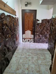 Etaj 3 în bloc anvelopat, lingă Profi - foto 1