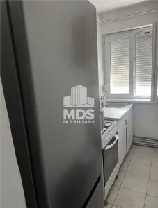 Apartament 4 camere etaj 3 cu centrala propie - Timisoara