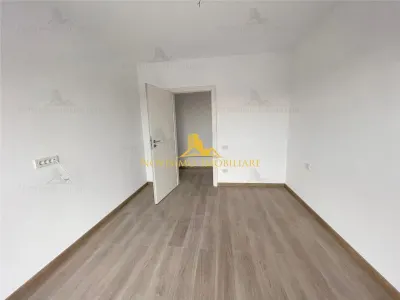 NOVISIMO-IMOBILIARE: APARTAMENT CU 3 CAM. + GRADINA - foto 18