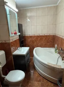 Decomandat cu 2 bai si 2 balcoane cu garaj sub bloc - foto 10