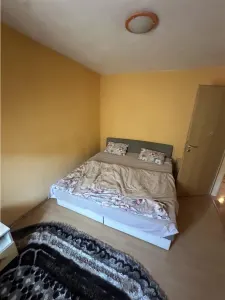 Etaj 3 cu 2 bai si 2 balcoane linga Piata Verde - foto 10