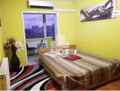 3 camere cu 2 bai si 2 balcoane in Complexul Studentesc - foto 10