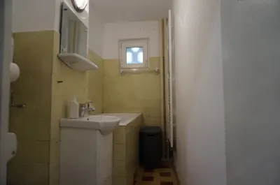Apartament cu 3 camere linga Spitalul Judetean - foto 1