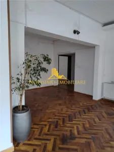 NOVISIMO-IMOBILIARE: SPATIU DE INCHIRIAT , ULTRACENTRAL - foto 6