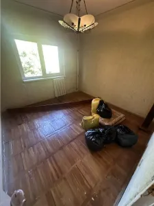 3camere cu 2  la etaj 3 cu centrala propie langa BRD - foto 2
