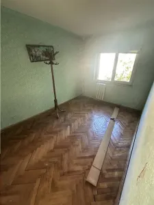 3camere cu 2  la etaj 3 cu centrala propie langa BRD - foto 9