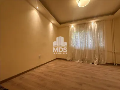 Garsoniera prospat renovata la parter in zona Soarelui - foto 5