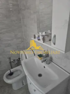 SPATIU ULTRACENTRAL DE INCHIRIAT , DOUA LOCURI PARCARE - foto 3