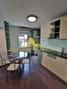 NOVISIMO-IMOBILIARE: APARTAMENT DE INCHIRIAT  CU DOUA CAM. ULTRACENTRAL - foto 4