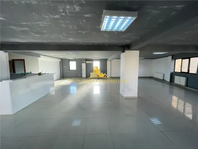 NOVISIMO-IMOBILIARE: SPATIU COMERCIAL  DE INCHIRIAT , ULTRACENTRAL - foto 1