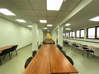 NOVISIMO-IMOBILIARE: BIROURI DE INCHIRIAT ULTRACENTRAL,  INCEPAND DE LA 15 MP - Ploiesti