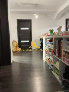 NOVISIMO-IMOBILIARE: VILA IN PAULESTI , MOBILATA - foto 15