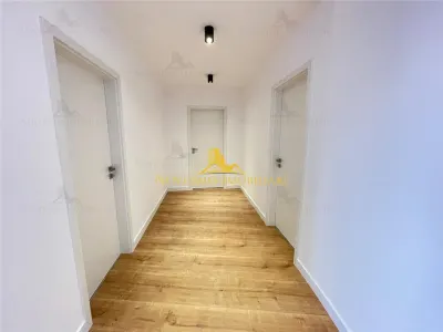 NOVISIMO-IMOBILIARE: SPATIU 4 CAM. DE INCHIRIAT IN ZONA CENTRALA - foto 13