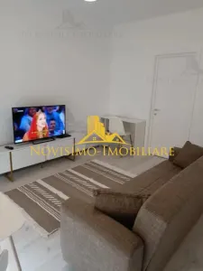 GARSONIERA DE INCHIRIAT  IN BLOC NOU , ZONA VEST - foto 2