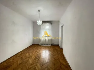 NOVISIMO-IMOBILIARE: VILA DE INCHIRIAT IN ZONA CENTRALA - foto 11
