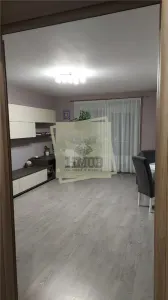Apartament  3 camere 70 mpu  si loc parcari in zona Turnisor - foto 4