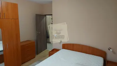 Apartament  3 camere 70 mpu  si loc parcari in zona Turnisor - foto 6