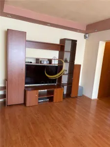 Apartament cu 3 camere etaj 1 semidecomandat Str Nicolae  Bălcescu - foto 5